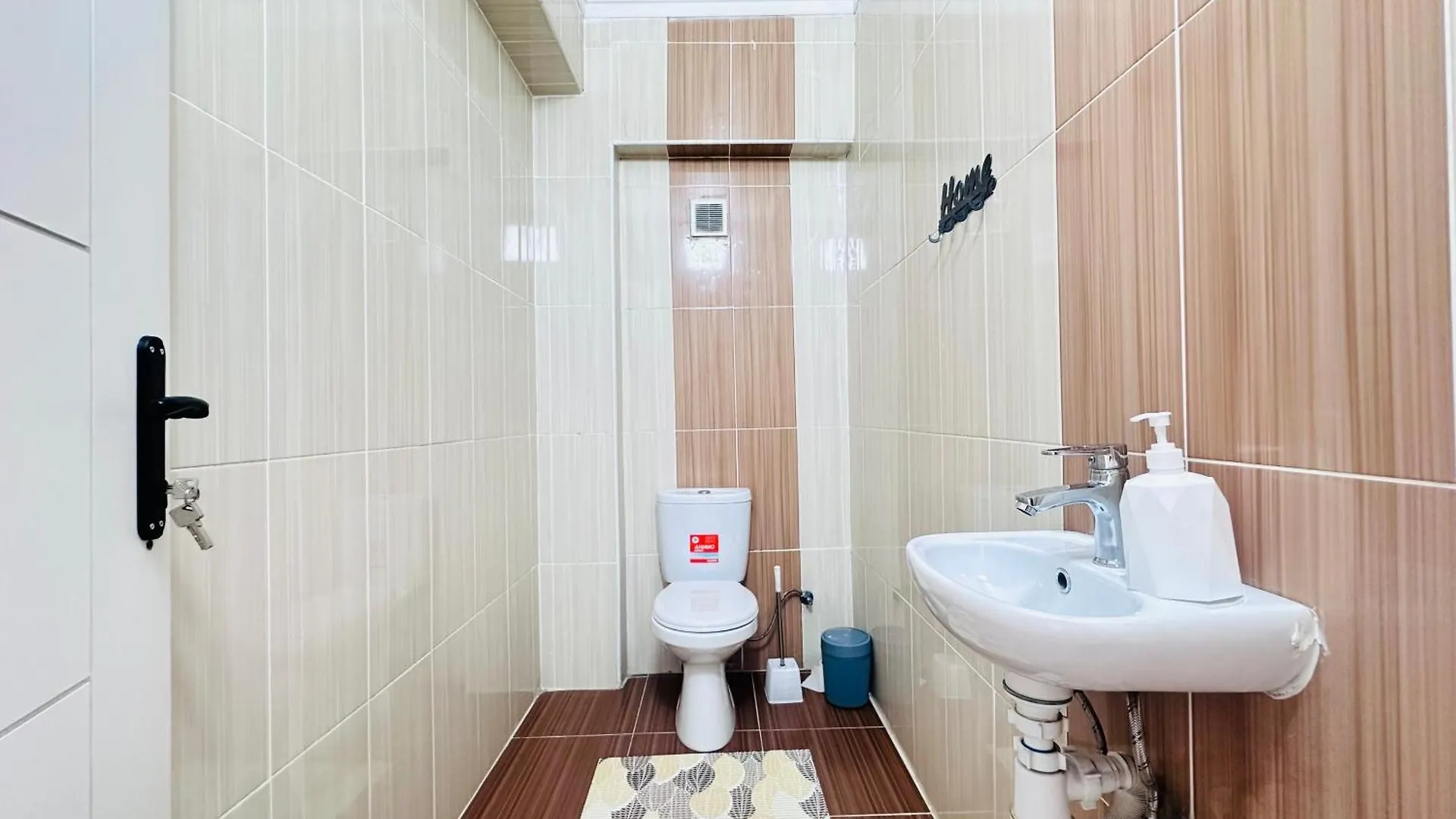 Apartment Большушая Панорама Almaty